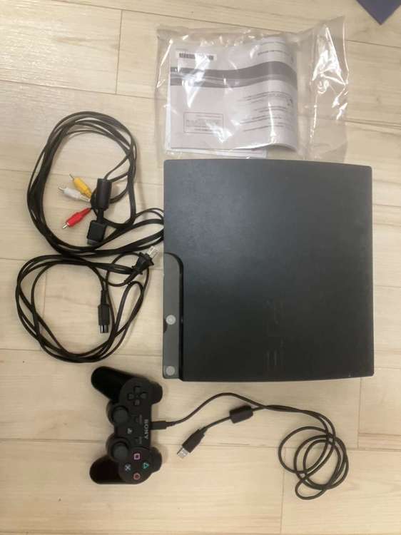 PlayStation 3 (120GB) チャコール・ブラック (CECH-2（ゲーム機本体・ゲームソフト）の商品画像 - 査定依頼日：2022年11月22日 - 最高査定価格：6,000円