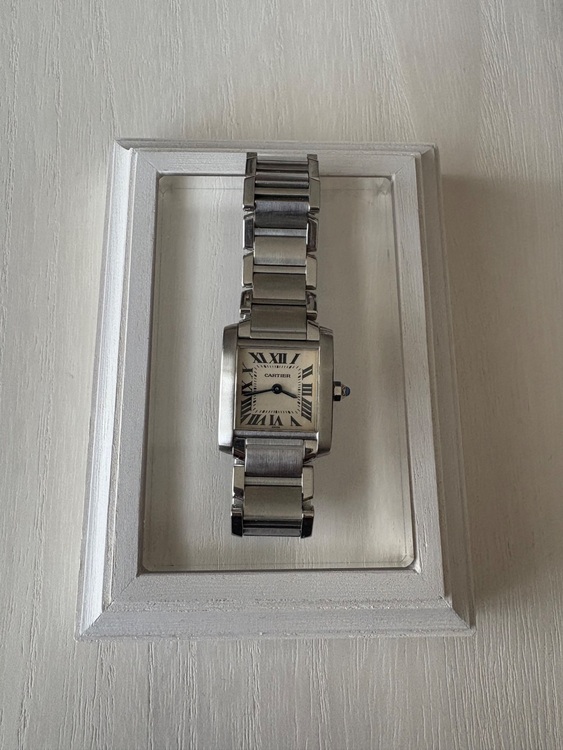 タンクフランセーズSM W51008Q3 2300（高級時計）の商品画像 - 査定依頼日：2025年9月10日 - 最高査定価格：320,000円