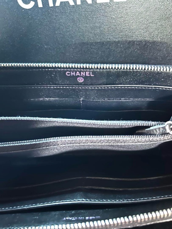 マトラッセキャビアスキン長財布（古着・ファッション）の商品画像 - 査定依頼日：2025年10月6日 - 最高査定価格：18,000円