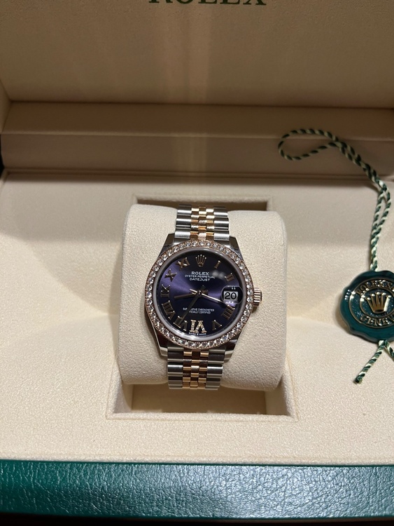 オイスター、31mm、オイスタースチール＆エバーローズゴールド、ダイヤモンドリファレンス（高級時計）の商品画像 - 査定依頼日：2026年8月22日 - 最高査定価格：4,200,000円