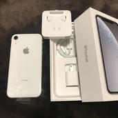 357371094035940（スマホ）の商品画像 - 査定依頼日：2021年4月13日 - 最高査定価格：44,200円