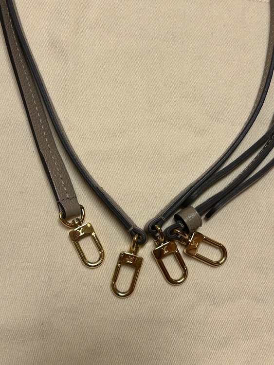 ルイヴィトン モノグラム アンプラント タイニー バックパック M80738（ブランドバッグ）の商品画像 - 査定依頼日：2025年11月27日 - 最高査定価格：190,000円