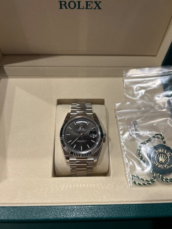 ロレックス デイデイト 22823（高級時計）の商品画像 - 査定依頼日：2025年8月29日 - 最高査定価格：6,200,000円