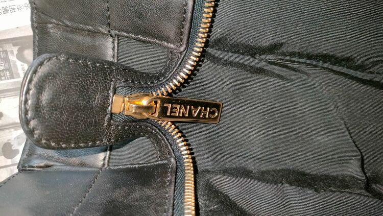 シャネル　ラムスキン　チョコバー　トートバッグ（ブランドバッグ）の商品画像 - 査定依頼日：2025年9月10日 - 最高査定価格：100,000円