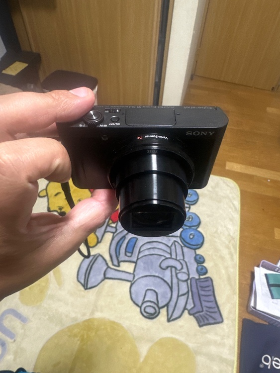 DSC-WX500（カメラ）の商品画像 - 査定依頼日：2026年1月17日 - 最高査定価格：20,000円