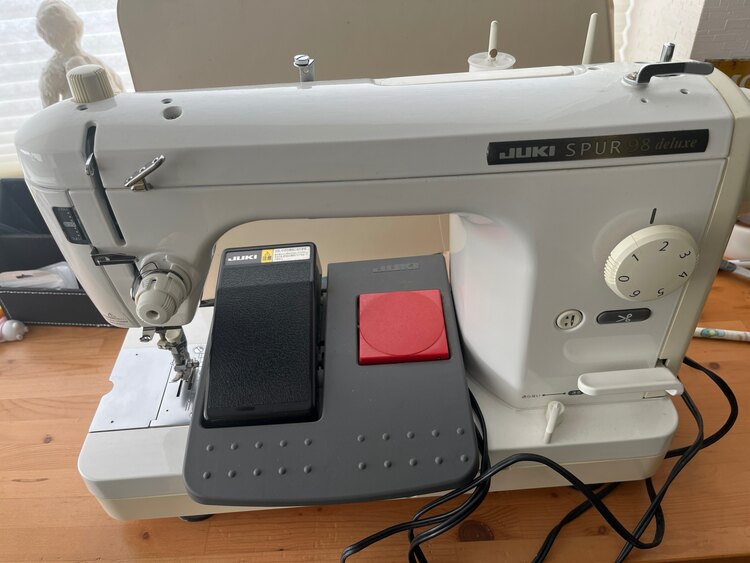 JUKI SPUR98deluxe（家電）の商品画像 - 査定依頼日：2025年3月15日 - 最高査定価格：3,000円