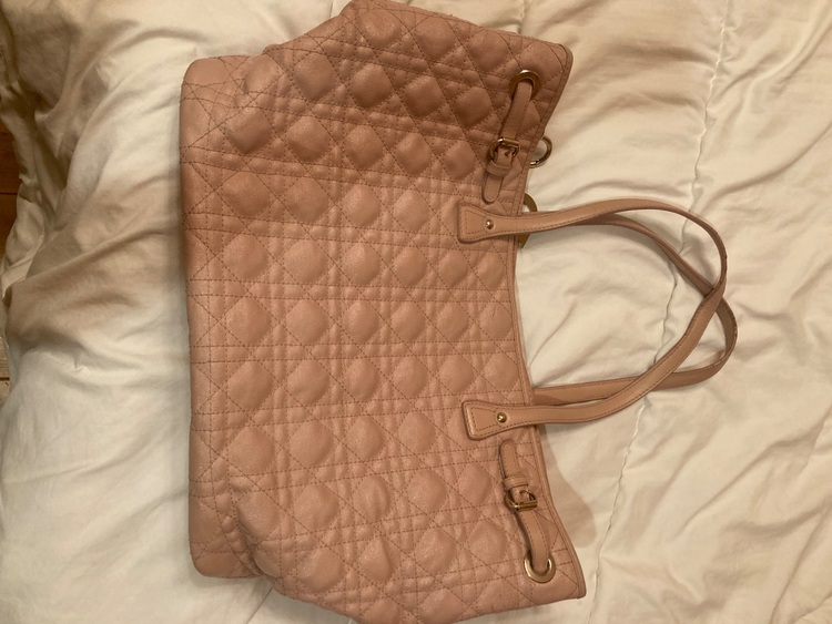 ディオールバック（ブランドバッグ）の商品画像 - 査定依頼日：2025年7月14日 - 最高査定価格：92,000円