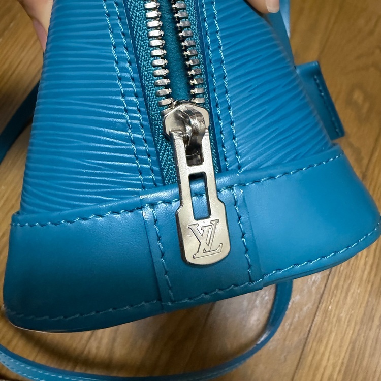 アルマbb（ブランドバッグ）の商品画像 - 査定依頼日：2026年3月6日 - 最高査定価格：120,000円