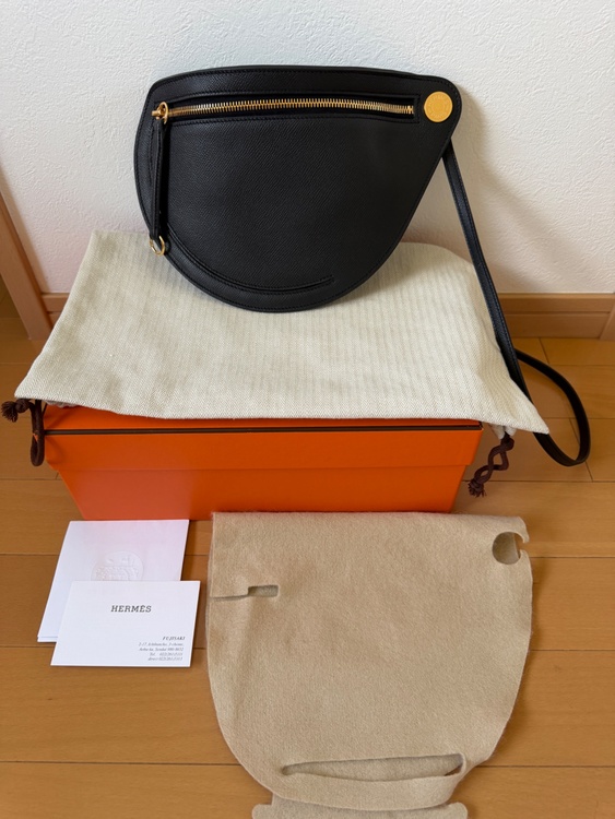 プティットコース（ブランドバッグ）の商品画像 - 査定依頼日：2026年8月11日 - 最高査定価格：100,000円