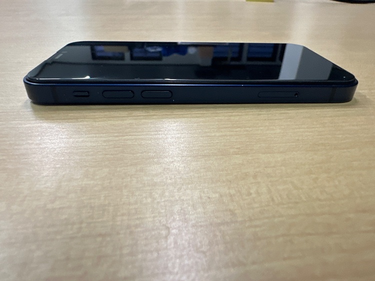 iPhone iPhone 12 mini 64GB SIMフリー（スマホ）の商品画像 - 査定依頼日：2026年8月11日 - 最高査定価格：14,000円