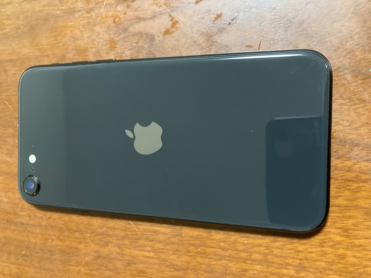 iPhone SE (第 2 世代) 64GB SIMフリー（スマホ）の商品画像 - 査定依頼日：2026年3月11日 - 最高査定価格：13,000円