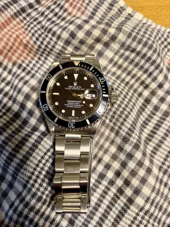 ロレックス サブマリーナー （高級時計）の商品画像 - 査定依頼日：2025年2月18日 - 最高査定価格：1,250,000円