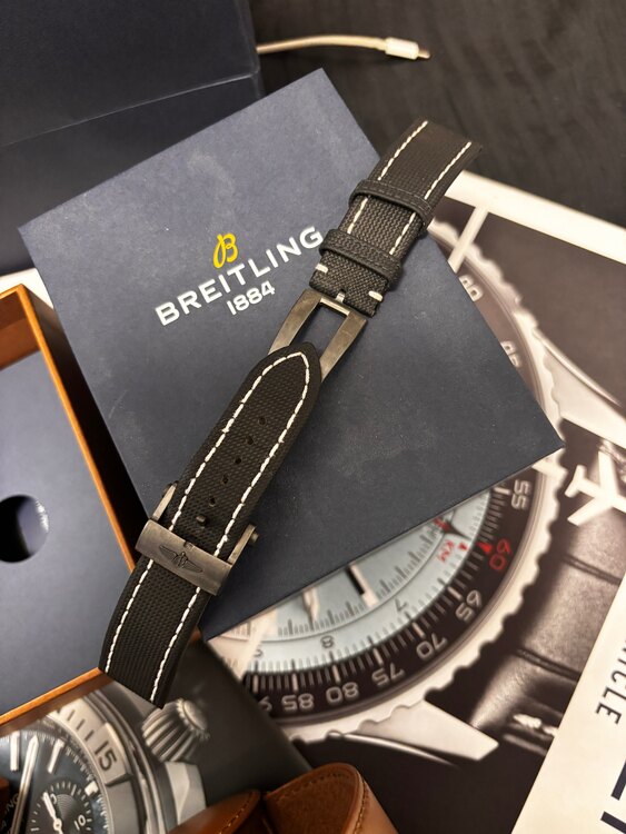 ブライトリング その他 あ（高級時計）の商品画像 - 査定依頼日：2025年3月28日 - 最高査定価格：420,000円