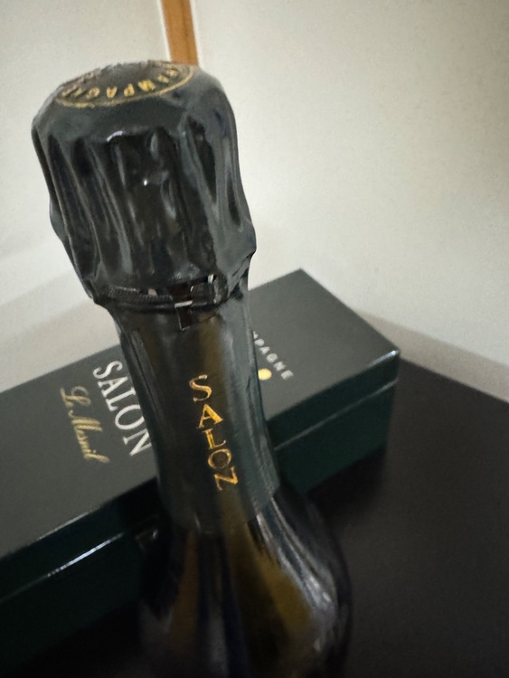 サロン2006 ブラン ド ブラン（お酒）の商品画像 - 査定依頼日：2025年8月24日 - 最高査定価格：110,000円