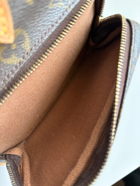 モンスリMM（ブランドバッグ）の商品画像 - 査定依頼日：2026年4月24日 - 最高査定価格：100,000円