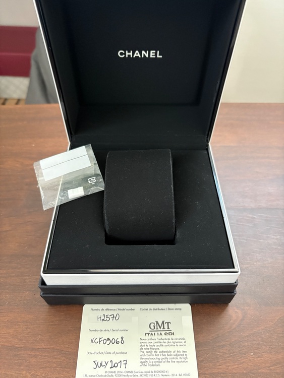 CHANEL J12（高級時計）の商品画像 - 査定依頼日：2025年9月17日 - 最高査定価格：360,000円