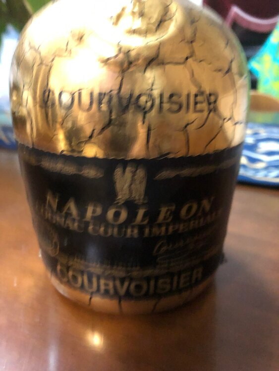 ナポレオン（お酒）の商品画像 - 査定依頼日：2025年2月16日 - 最高査定価格：5,000円