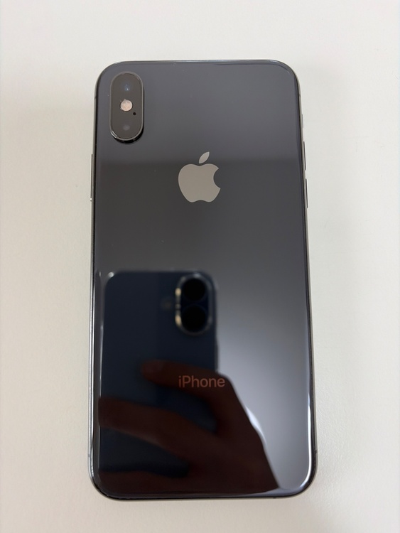 iPhone iPhoneXS 64GB SIMフリー（スマホ）の商品画像 - 査定依頼日：2026年6月5日 - 最高査定価格：16,000円