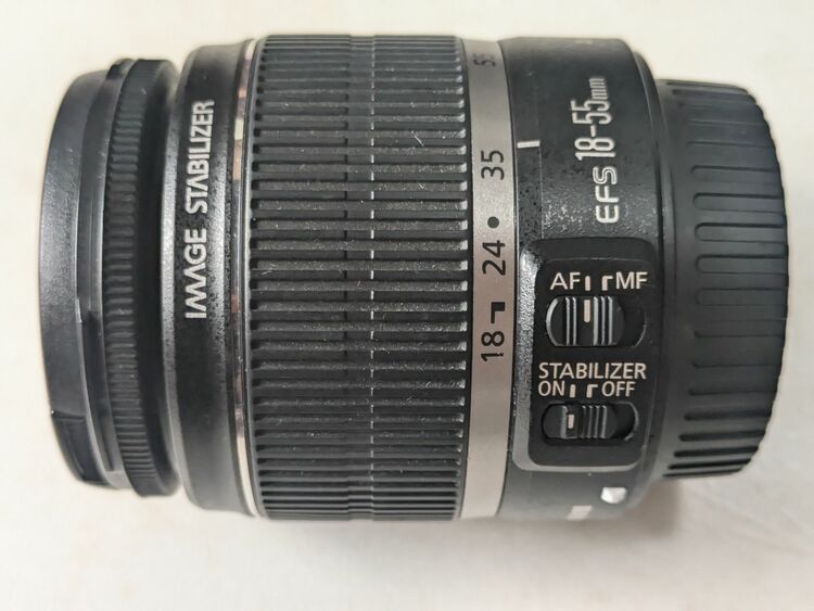 CANON   D50（カメラ）の商品画像 - 査定依頼日：2025年8月18日 - 最高査定価格：12,000円