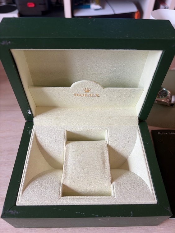 ロレックス ミルガウス （高級時計）の商品画像 - 査定依頼日：2025年11月17日 - 最高査定価格：1,300,000円