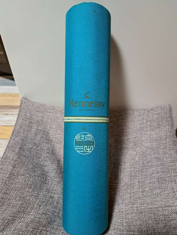 ヘネシー（お酒）の商品画像 - 査定依頼日：2025年3月9日 - 最高査定価格：1,200円