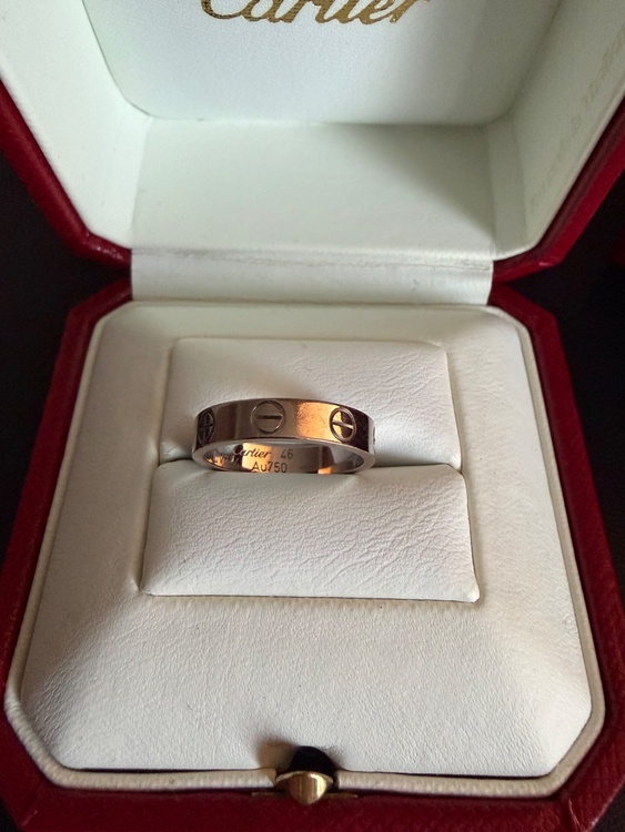 カルティエ その他 au75（高級時計）の商品画像 - 査定依頼日：2026年2月2日 - 最高査定価格：200,000円
