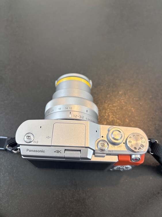 DC GF10（カメラ）の商品画像 - 査定依頼日：2026年2月8日 - 最高査定価格：35,000円