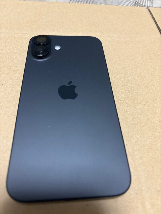 iPhone 16 Plus 128GB Softbank（スマホ）の商品画像 - 査定依頼日：2025年2月6日 - 最高査定価格：97,000円