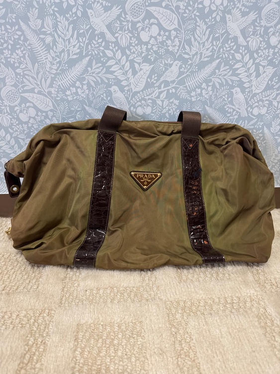 不明（ブランドバッグ）の商品画像 - 査定依頼日：2025年6月12日 - 最高査定価格：3,000円