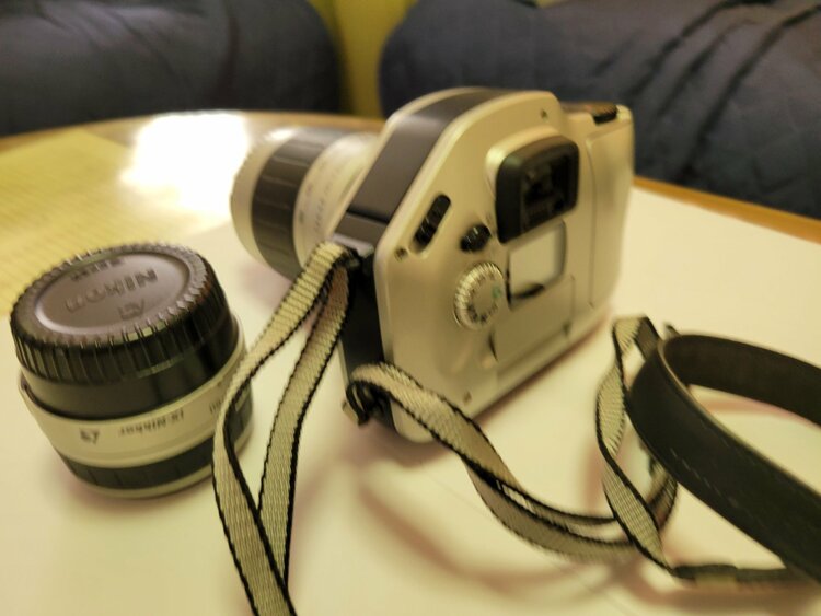 Nikon PRONEA S（カメラ）の商品画像 - 査定依頼日：2026年1月12日 - 最高査定価格：200円