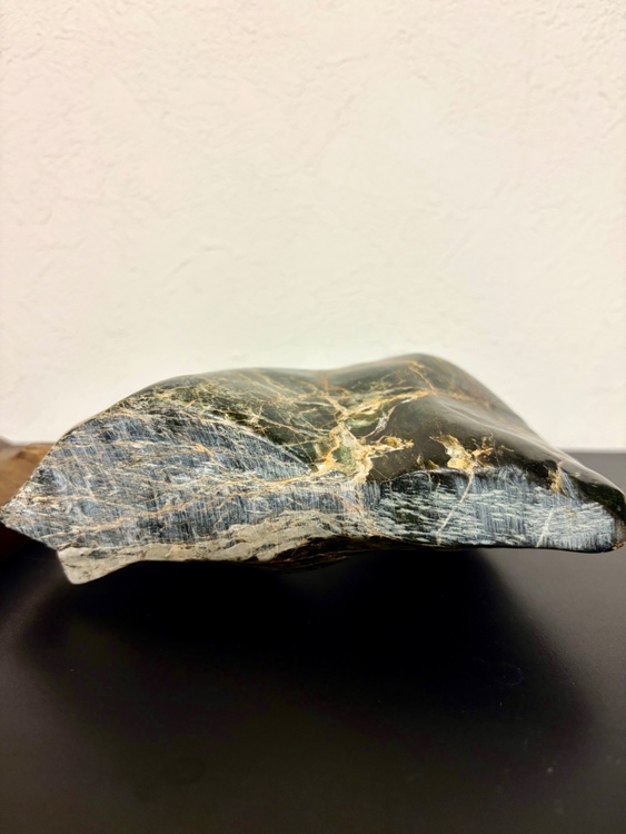 鑑賞石（美術品・骨董品）の商品画像 - 査定依頼日：2026年4月13日 - 最高査定価格：1,000円