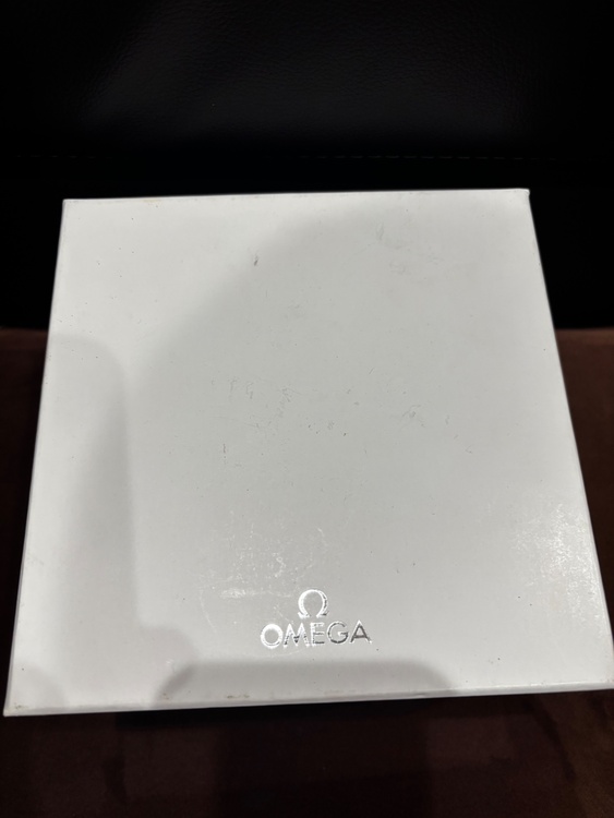 オメガ スピードマスター （高級時計）の商品画像 - 査定依頼日：2026年3月11日 - 最高査定価格：330,000円