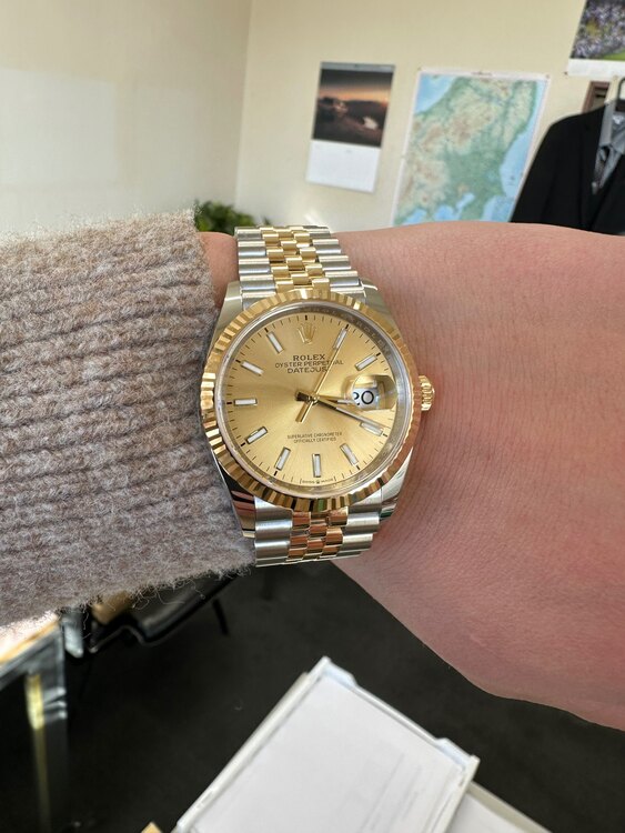 ロレックス　デイトジャスト（高級時計）の商品画像 - 査定依頼日：2025年2月20日 - 最高査定価格：2,100,000円