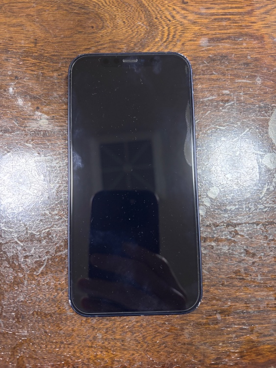 iPhone 12 128GB SIMフリー（スマホ）の商品画像 - 査定依頼日：2026年1月23日 - 最高査定価格：24,000円