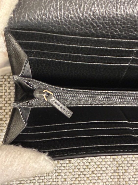 グッチインターロッキングG長財布（ブランド財布・小物）の商品画像 - 査定依頼日：2025年9月30日 - 最高査定価格：8,000円