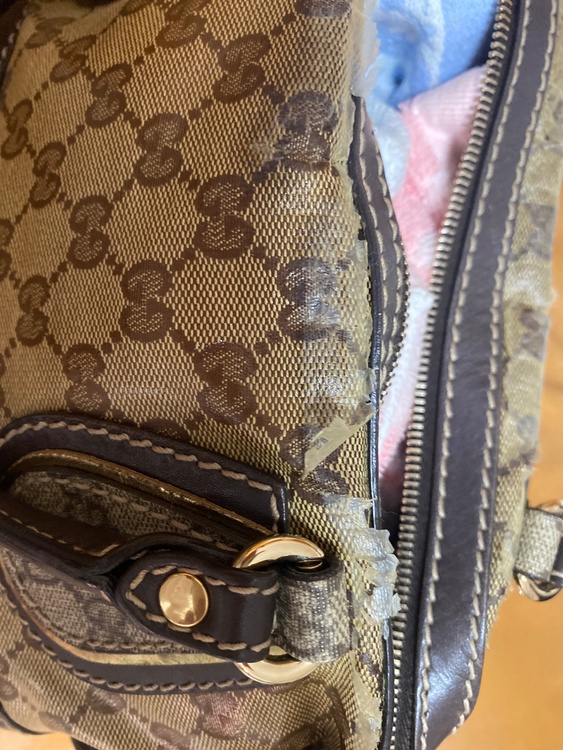 GUCCI（ブランドバッグ）の商品画像 - 査定依頼日：2026年4月21日 - 最高査定価格：30,000円