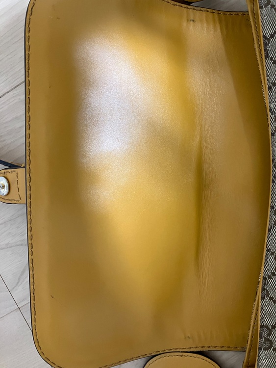 ショルダー（ブランドバッグ）の商品画像 - 査定依頼日：2025年11月18日 - 最高査定価格：30,000円