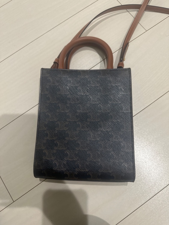 セリーヌ  （ブランドバッグ）の商品画像 - 査定依頼日：2026年1月29日 - 最高査定価格：80,000円