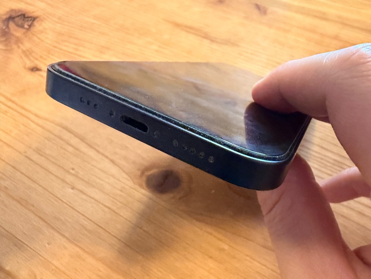 iPhone12（スマホ）の商品画像 - 査定依頼日：2026年5月27日 - 最高査定価格：26,000円