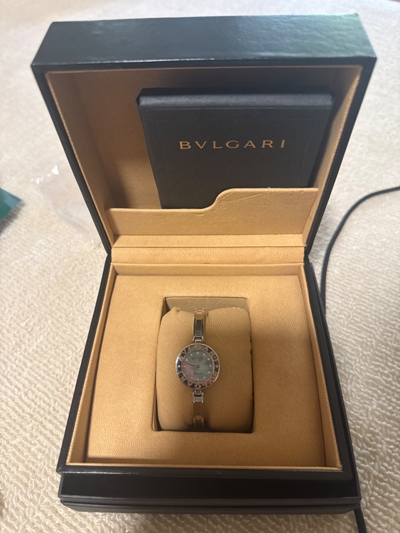 <font dir="auto" style="vertical-align: inherit;"><font dir="auto" style="vertical-align: inherit;">
Bulgari
</font></font> <font dir="auto" style="vertical-align: inherit;"><font dir="auto" style="vertical-align: inherit;">
others
</font></font> 105368（高級時計）の商品画像 - 査定依頼日：2026年4月28日 - 最高査定価格：102,000円