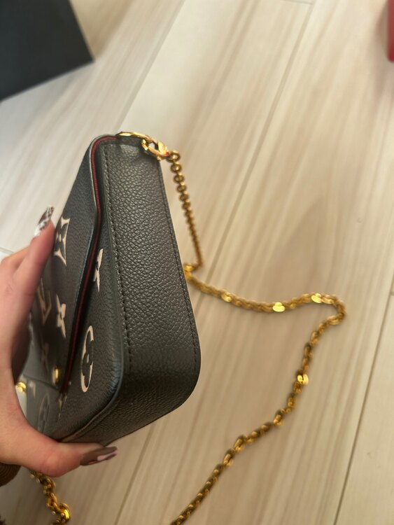 アンプラント　ポシェットフェリシー（ブランドバッグ）の商品画像 - 査定依頼日：2025年2月14日 - 最高査定価格：180,000円