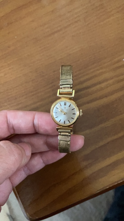 オメガ　時計（高級時計）の商品画像 - 査定依頼日：2026年4月20日 - 最高査定価格：300,000円