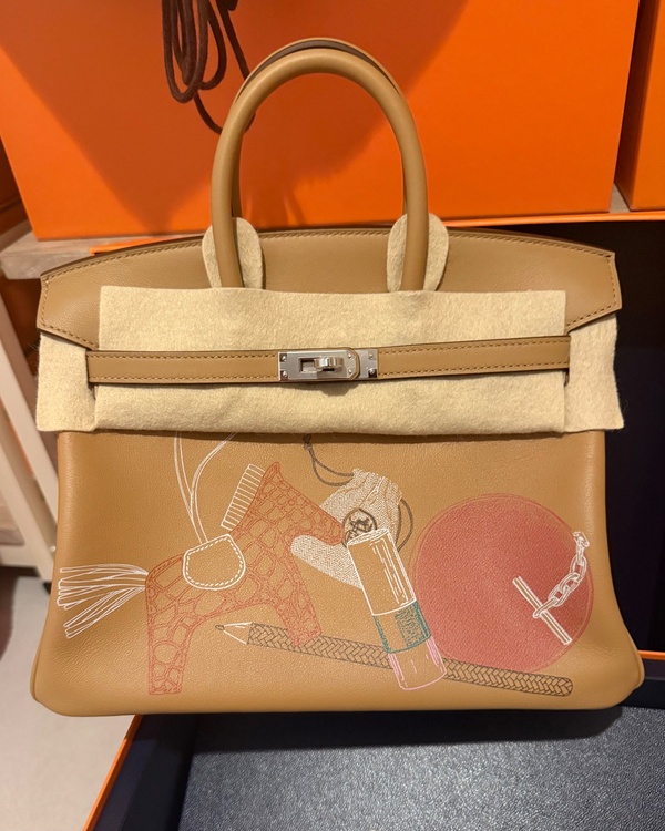 バーキン25 インアンドアウト,ビスキュイ,スイフト,S金具,新品（ブランドバッグ）の商品画像 - 査定依頼日：2026年1月12日 - 最高査定価格：3,000,000円