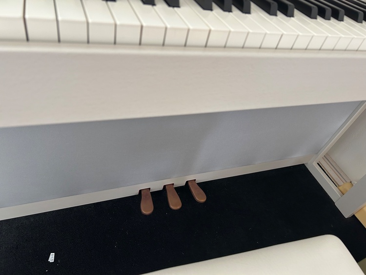 ローランド　LX7-GP（ピアノ・楽器・PA機材）の商品画像 - 査定依頼日：2026年4月18日 - 最高査定価格：30,000円