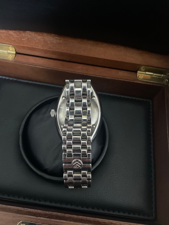 フランクミュラー その他 2000 SC （高級時計）の商品画像 - 査定依頼日：2025年12月21日 - 最高査定価格：300,000円