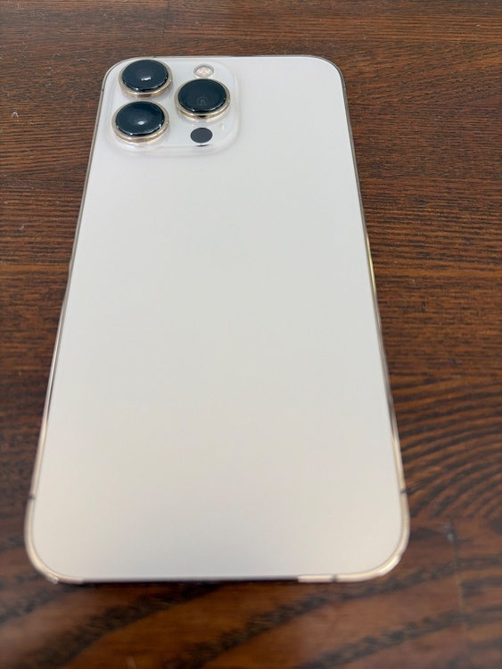 iPhone13pro（スマホ）の商品画像 - 査定依頼日：2026年7月23日 - 最高査定価格：45,000円