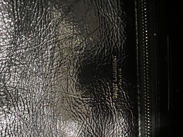 イブサンローラン  （ブランドバッグ）の商品画像 - 査定依頼日：2025年9月13日 - 最高査定価格：220,000円