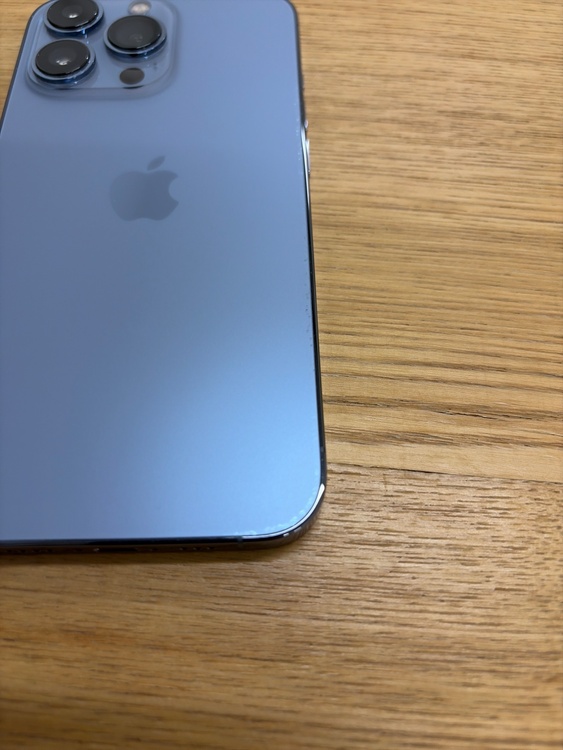 MLUU3J/A（スマホ）の商品画像 - 査定依頼日：2026年4月16日 - 最高査定価格：43,000円