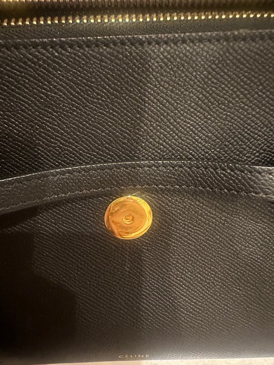 セリーヌ ナノベルトバッグ 2wayバッグ（ブランドバッグ）の商品画像 - 査定依頼日：2023年8月10日 - 最高査定価格：180,000円