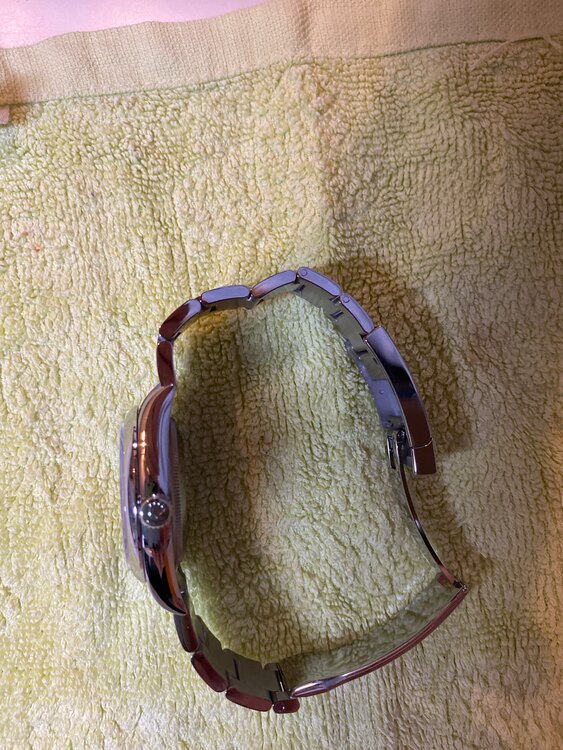 ロレックス パーペチュアル 16200（高級時計）の商品画像 - 査定依頼日：2025年5月17日 - 最高査定価格：99,999,999円